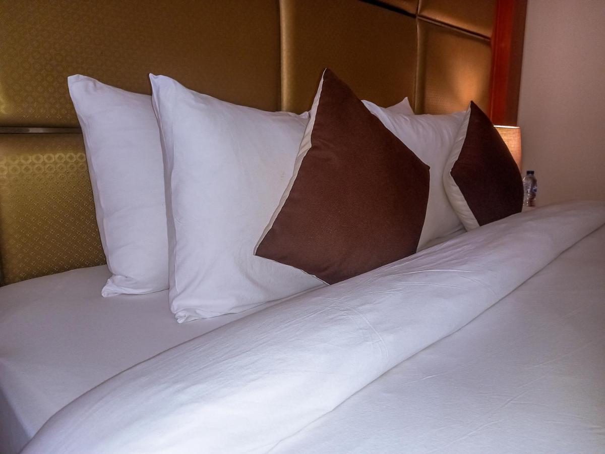Mobushipe Summerset Continental Hotel By Usuma מראה חיצוני תמונה