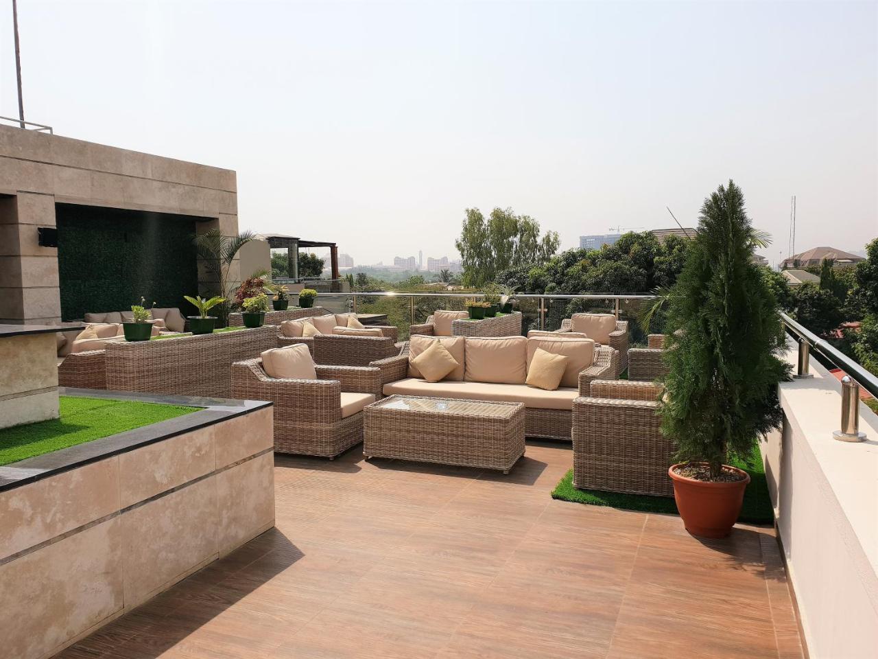 Mobushipe Summerset Continental Hotel By Usuma מראה חיצוני תמונה