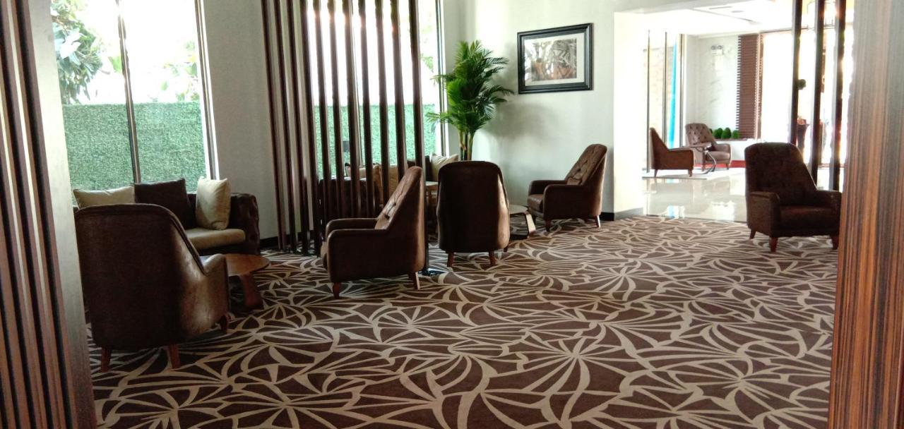 Mobushipe Summerset Continental Hotel By Usuma מראה חיצוני תמונה