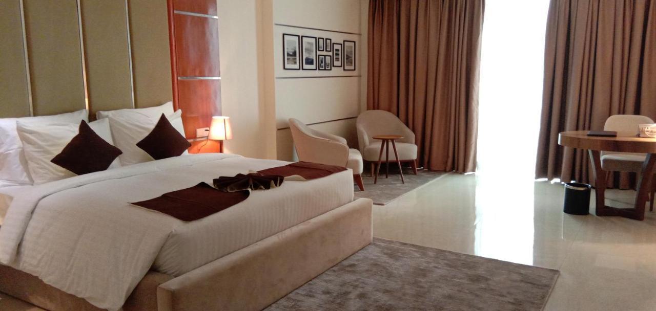 Mobushipe Summerset Continental Hotel By Usuma מראה חיצוני תמונה