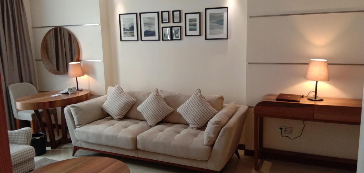 Mobushipe Summerset Continental Hotel By Usuma מראה חיצוני תמונה